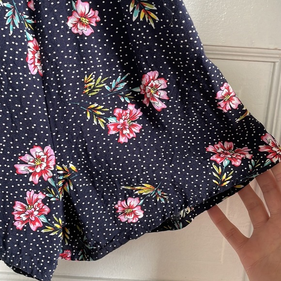 Navy Floral Romper - Picture 9 of 10